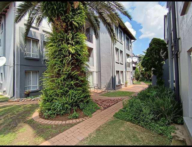 3 BEDROOM APARTMENT FOR SALE IN VERWOERDPARK